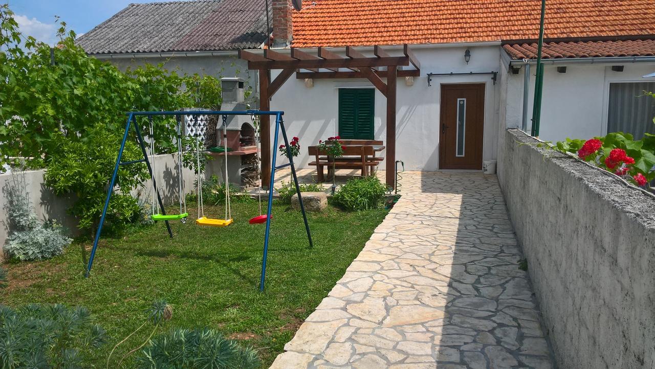 Holiday Home Arbanase Zadar Eksteriør billede